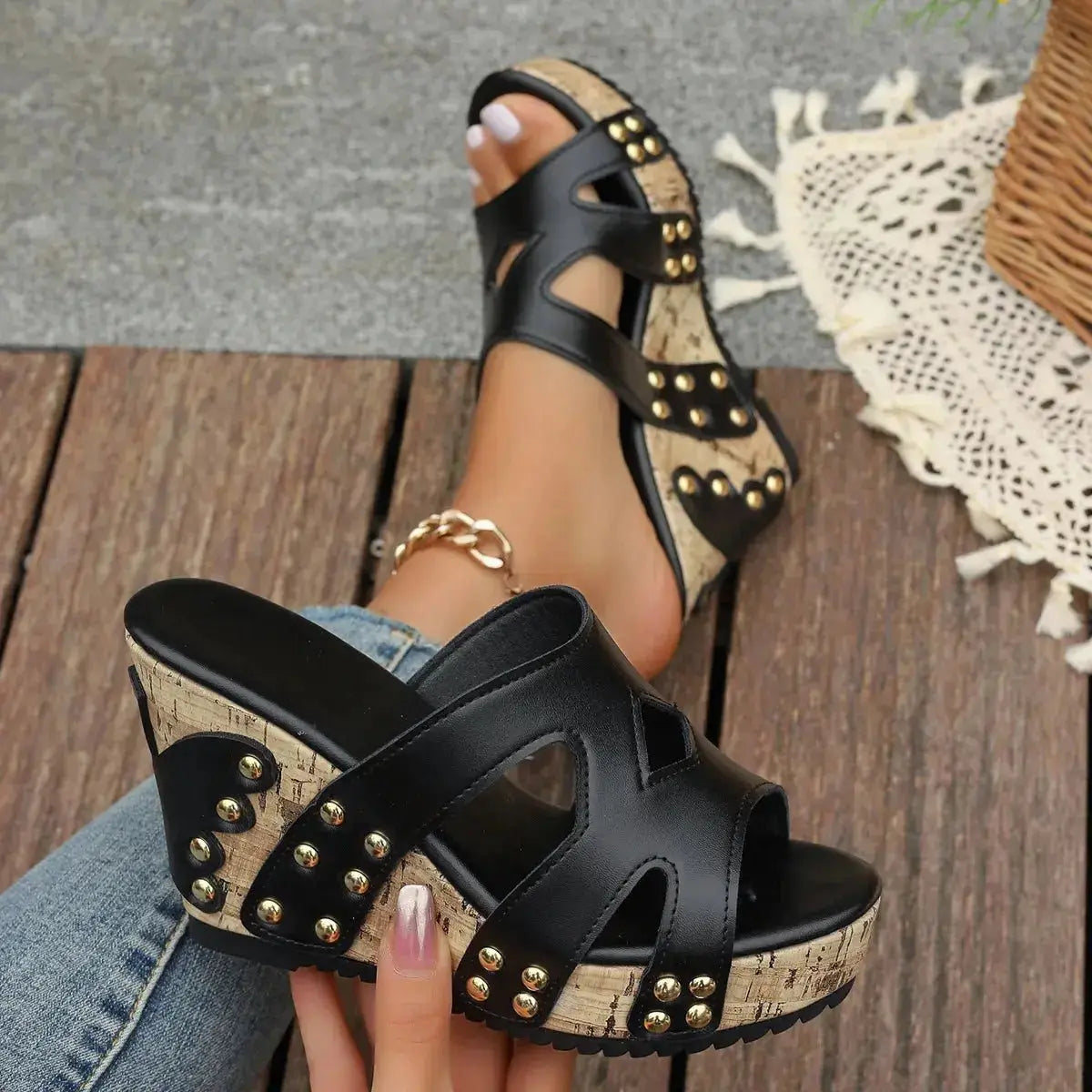 Open Toe Wedge Sandals.